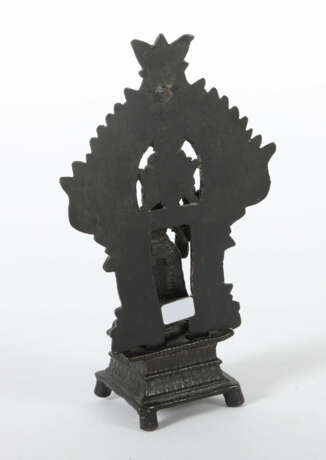 Vishnu Indien, 18./19. Jh., Kupferbronze, geschwär… - Foto 3