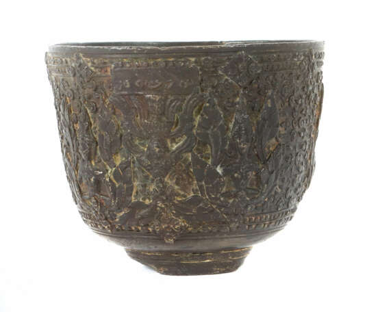 Becher Kambodscha, 18./19. Jh., Bronze, wandungsum… - Foto 1