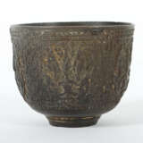 Becher Kambodscha, 18./19. Jh., Bronze, wandungsum… - Foto 2