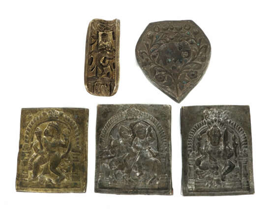 5 Gussmodelle Nepal, 19./20. Jh., Bronze und Eisen… - photo 1
