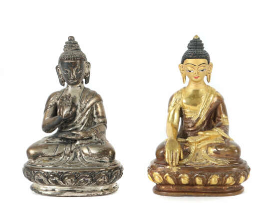 2 kleine Buddhas Shakyamuni Wohl Nepal, 20. Jh., e… - photo 1