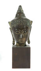 Kleiner Buddhakopf Thailand, 18./19. Jh., Bronze, …
