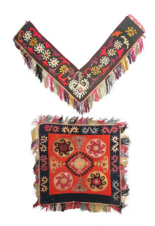 Zwei alte Uzbek Lakai Stickereien Usbekistan/Afgha… - photo 1