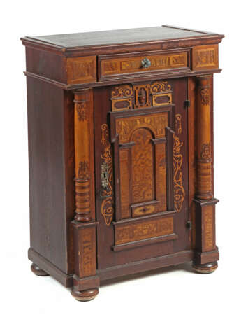 Ulmer Halbschrank 19. Jh., Eiche, Nussbaum, Esche … - photo 1