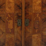 Eckschrank 20. Jh., angefertigt aus antiken Schran… - photo 2