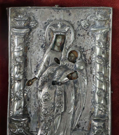 Ikone Maria mit Kind Russland 19. Jh., ganzfigurig… - photo 2
