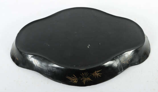 Großes Lacktablett mit Chinoiserie um 1900, von ov… - фото 3