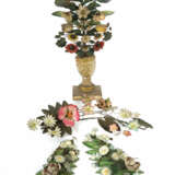 Altarvase & Blumen um 1900, Blech polychrom bemalt… - photo 1