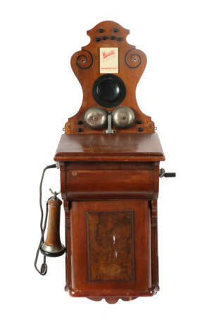 Wandtelefon Anfang 20. Jh., Konstruktion aus Holz … - фото 1