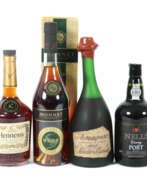 Spirit drinks. 4 Flaschen Spirituosen 1x Monnet Cognac, VSOP, 40%…