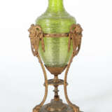 Vase im Empiregestell Um 1900, der sich nach unten… - Foto 2