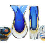 4 variierende Glasvasen 3x Murano, Italien und 1x … - photo 1
