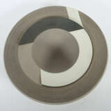 Keramikschale mit Rillendekor 20./21. Jh., beige-g… - фото 2