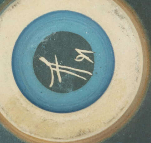 Blaue Keramikvase mit kleinen Quadraten 1991, beig… - photo 3