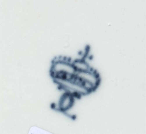 Rundschale mit Purpurcamaieumalerei Herzoglich Aec… - photo 2