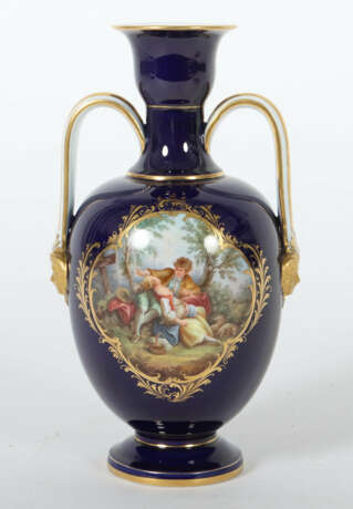 Meissen Henkelvase mit Schäferszenen 1850-1924, Po… - photo 2