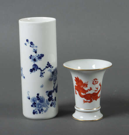 2 variierende Vasen Meissen, 1x nach 1934 und 1x 1… - Foto 1