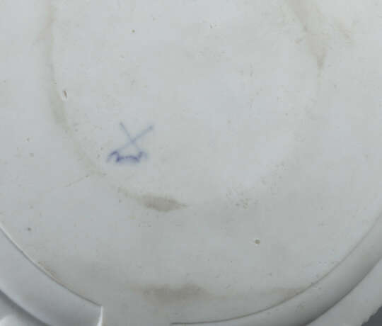 Tafelaufsatz mit Putten & Ziegenbock Ungedeutete M… - photo 3