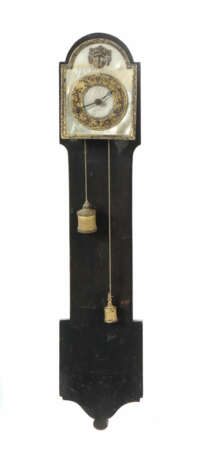 Perlmutt-Schilderuhr en miniature 1. Hälfte 19. Jh… - photo 1