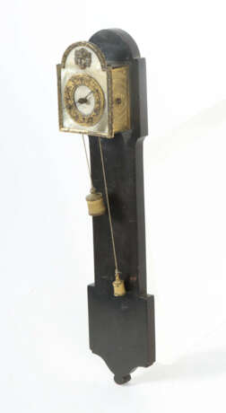 Perlmutt-Schilderuhr en miniature 1. Hälfte 19. Jh… - photo 2