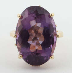 Cocktailring mit Amethyst 1960er Jahre, mit eingef…