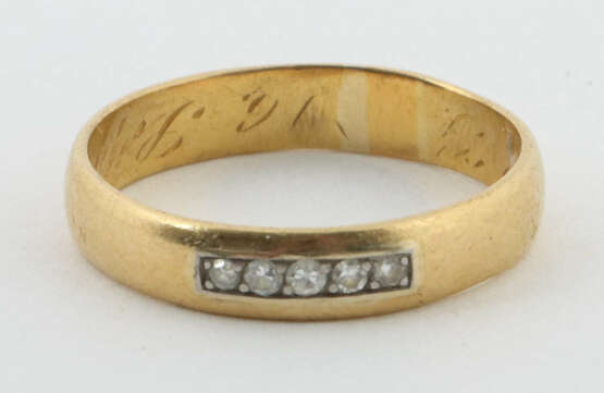 Ring mit Diamanten 20. Jh., Gelbgold/Weißgold 750,… - photo 1