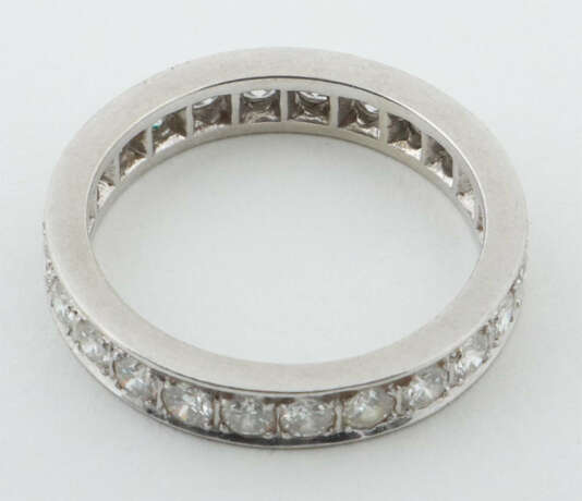 Memoryring Weißgold 750, schlichte Ringschiene vol… - photo 2