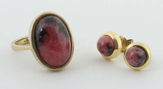 Set Ring und Ohrstecker modern, besetzt mit Rhodoc… - photo 1