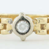 Ring modern, besetzt mit weißem Stein, Gelbgold/We… - photo 1