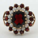 Ring mit Steinen modern, besetzt mit Granaten und … - photo 1