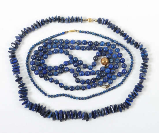 Konvolut Ketten modern, 3 Ketten mit Lapislazuli m… - фото 1
