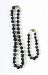 Set Kette und Armband modern, wohl Onix-Perlen im …