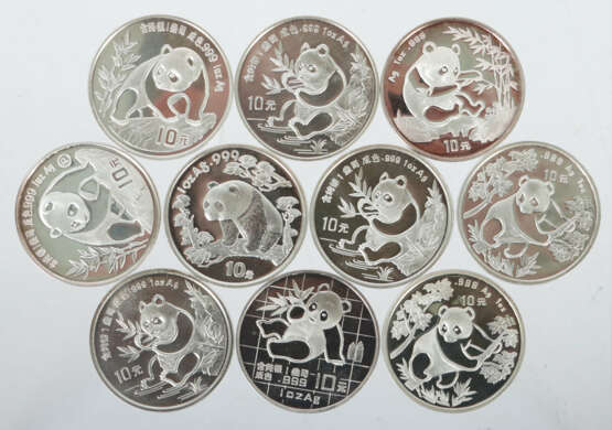 Sammlung von 10 Panda-Silbermünzen China, 1989/90/… - photo 1