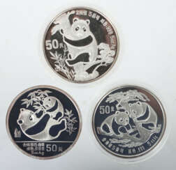 Sammlung von 3 Panda-Silbermünzen China, 1987/88/8…