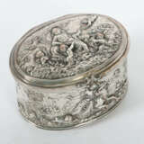 Deckeldose dat. 1873, versilbert, von ovaler Grund… - photo 2