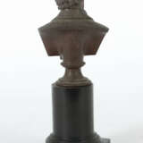 Bildhauer des 19. Jh. ''Goethe-Büste'', Metallguss… - Foto 2