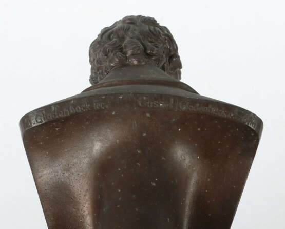 Bildhauer des 19. Jh. ''Goethe-Büste'', Metallguss… - Foto 3