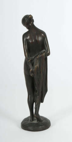 Bildhauer des 19./20. Jh. ''Die Badende'', Bronze,… - photo 2