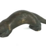Bildhauer des 20. Jh. ''Seeotter'', Bronze patinie… - photo 1