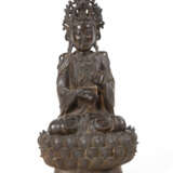 Bodhisattva auf Lotosblütensockel. - Foto 1