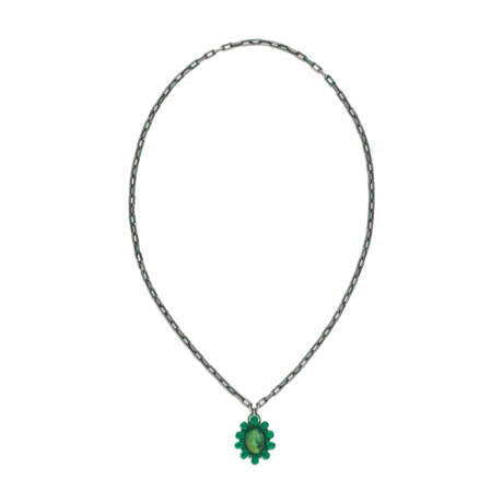 HEMMERLE HARDSTONE CAMEO, EMERALD AND TSAVORITE GARNET PENDANT-BROOCH NECKLACE - фото 3