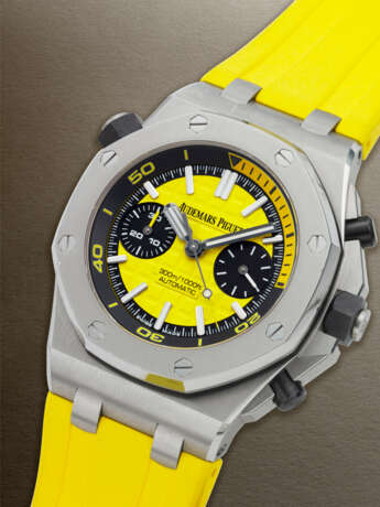 AUDEMARS PIGUET, STAINLESS STEEL CHRONOGRAPH 'ROYAL OAK OFFSHORE', REF. 26703ST - photo 2 AUDEMARS PIGUET, STAINLESS STEEL CHRONOGRAPH 'ROYAL OAK OFFSHORE', REF. 26703ST - photo 2