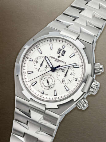 VACHERON CONSTANTIN, CHRONOGRAPH 'OVERSEAS' WITH OUTSIZED DATE, REF. 49150/B01A-9095 - photo 2 VACHERON CONSTANTIN, CHRONOGRAPH 'OVERSEAS' WITH OUTSIZED DATE, REF. 49150/B01A-9095 - photo 2