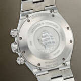 VACHERON CONSTANTIN, CHRONOGRAPH 'OVERSEAS' WITH OUTSIZED DATE, REF. 49150/B01A-9095 - photo 3