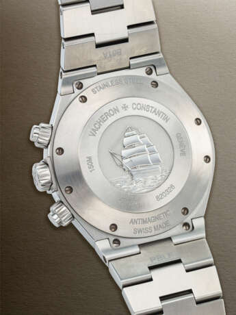 VACHERON CONSTANTIN, CHRONOGRAPH 'OVERSEAS' WITH OUTSIZED DATE, REF. 49150/B01A-9095 - photo 3 VACHERON CONSTANTIN, CHRONOGRAPH 'OVERSEAS' WITH OUTSIZED DATE, REF. 49150/B01A-9095 - photo 3