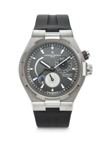 VACHERON CONSTANTIN, STAINLESS STEEL AND TITANIUM 'OVERSEAS DUAL TIME' WITH POWER RESERVE AND DATE, REF. 47450/000W-9511 - photo 1 VACHERON CONSTANTIN, STAINLESS STEEL AND TITANIUM 'OVERSEAS DUAL TIME' WITH POWER RESERVE AND DATE, REF. 47450/000W-9511 - photo 1