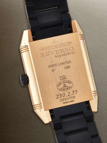 JAEGER-LECOULTRE, LIMITED EDITION PINK GOLD REVERSIBLE DUAL TIME 'REVERSO SQUADRA HOMETIME' WITH DATE AND DAY/NIGHT INDICATION, REF. Q7002671 / 230.2.77 - photo 5 JAEGER-LECOULTRE, LIMITED EDITION PINK GOLD REVERSIBLE DUAL TIME 'REVERSO SQUADRA HOMETIME' WITH DATE AND DAY/NIGHT INDICATION, REF. Q7002671 / 230.2.77 - photo 5
