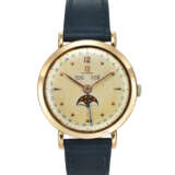 OMEGA, RARE AND LARGE, YELLOW GOLD TRIPLE CALENDAR WITH MOON PHASES, REF. 2485 - photo 1