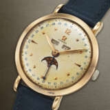 OMEGA, RARE AND LARGE, YELLOW GOLD TRIPLE CALENDAR WITH MOON PHASES, REF. 2485 - photo 2