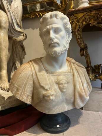 Bust of Marcus Aurelus in Marble in marble and onyx 20th century Marble 20th century - photo 2